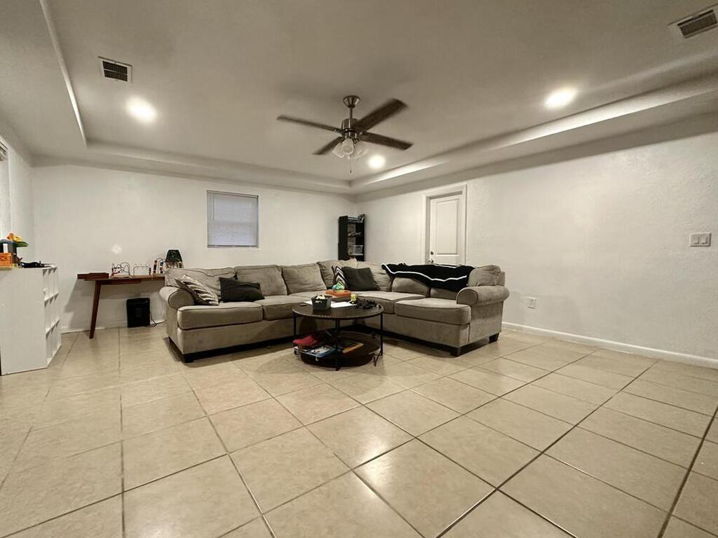 2554 Yale Road, South Daytona, FL 32119