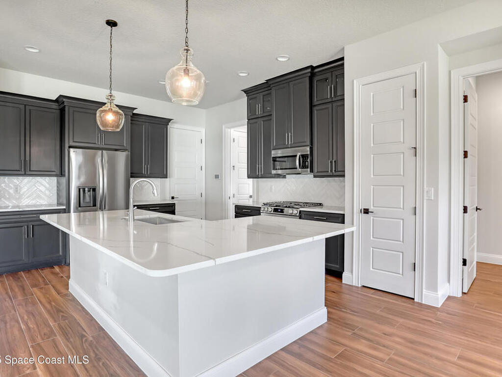 4195 Negal Circle, Melbourne, FL 32901