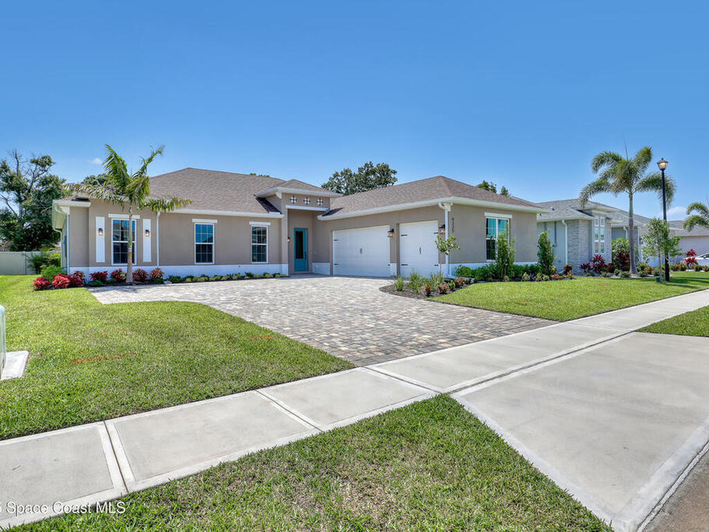 4335 Negal Circle, Melbourne, FL 32901
