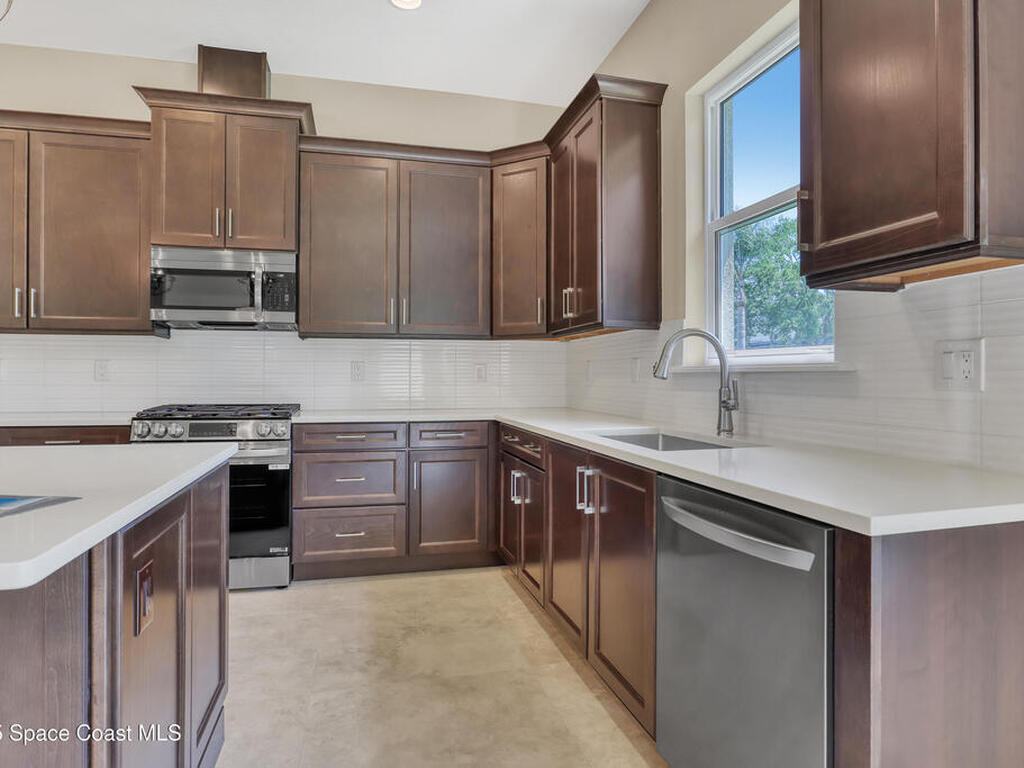 4335 Negal Circle, Melbourne, FL 32901