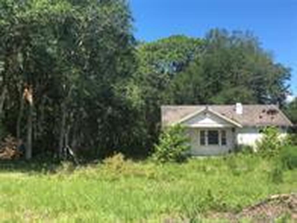 2794 S Ridgewood Avenue, Edgewater, FL 32141