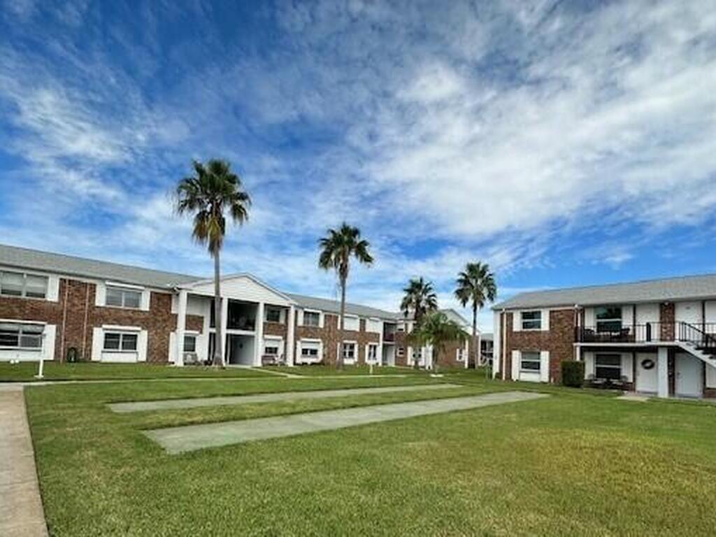 190 E Olmstead Drive, Titusville, FL 32780