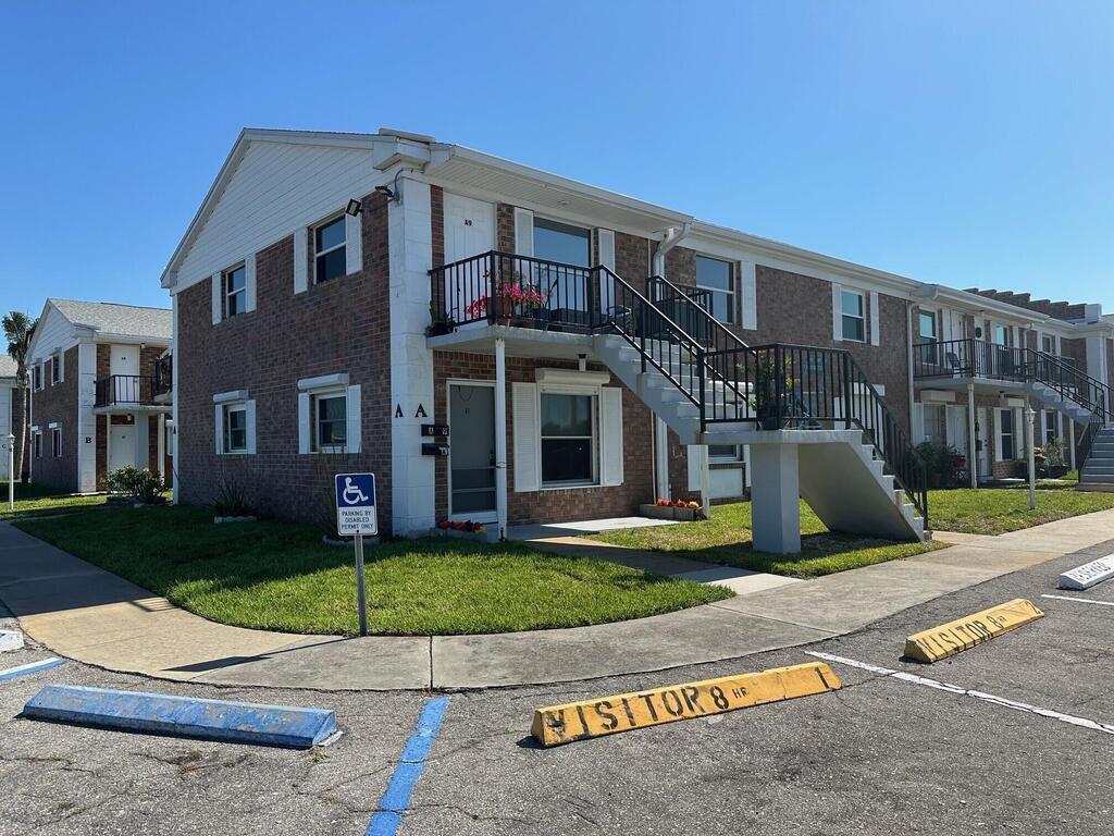 190 E Olmstead Drive, Titusville, FL 32780