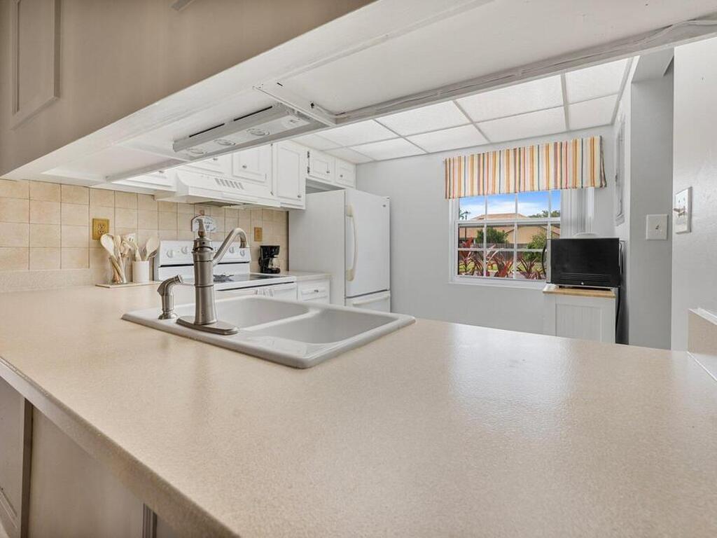 2727 N Wickham Road, Melbourne, FL 32935