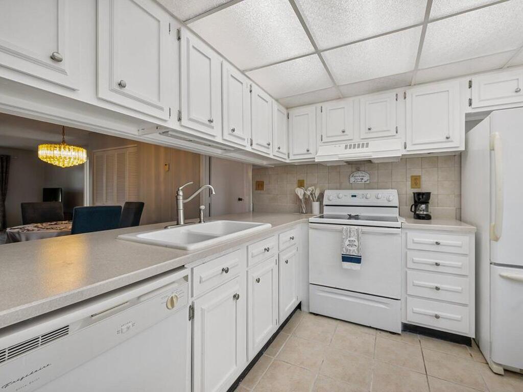 2727 N Wickham Road, Melbourne, FL 32935