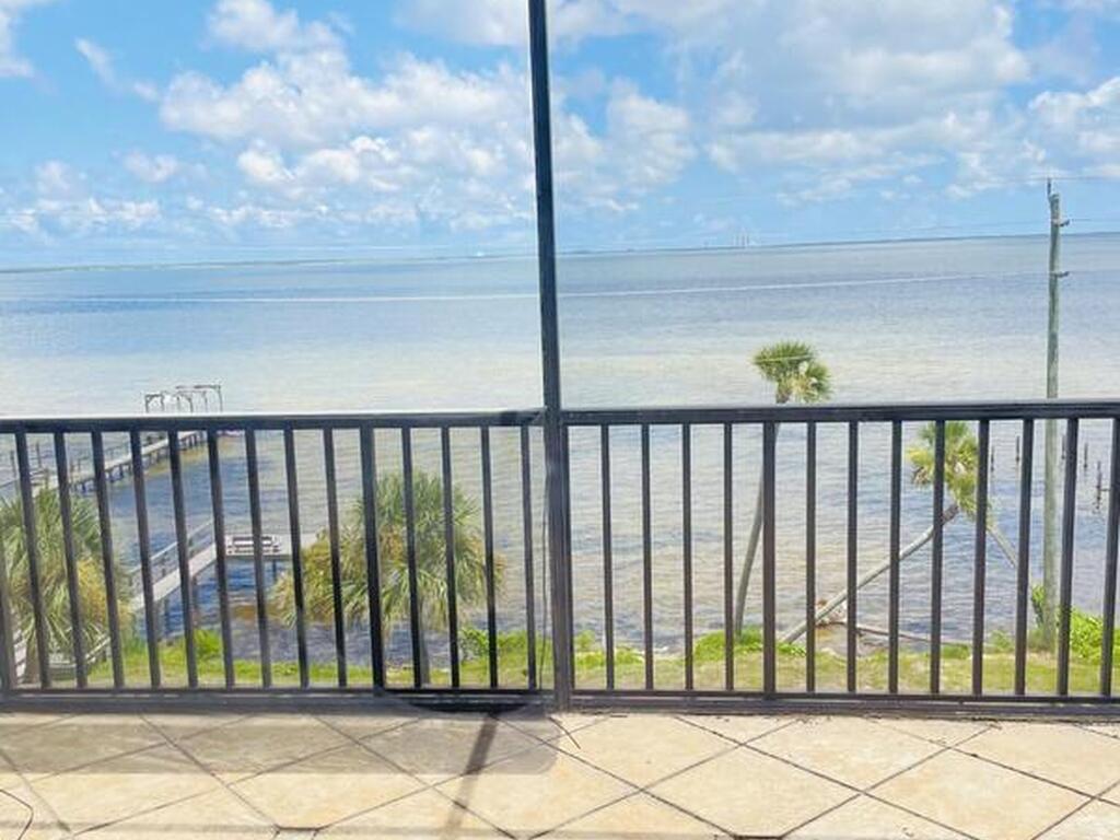 1540 Riverside Drive, Titusville, FL 32780