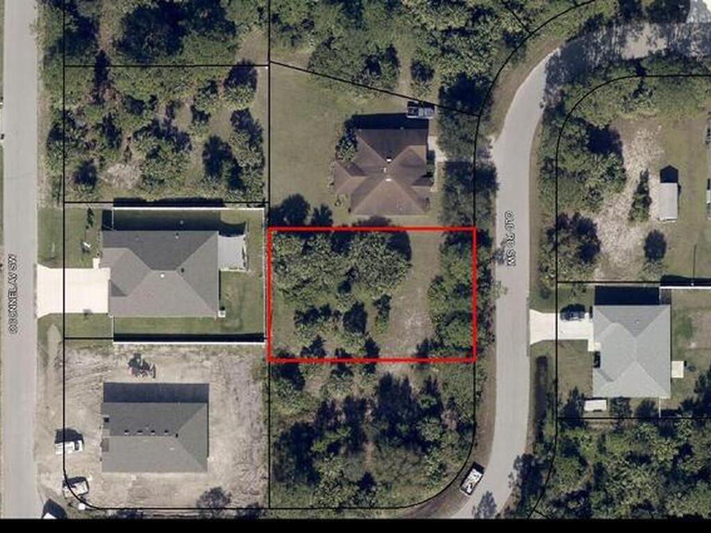 521 Old Road, Palm Bay, FL 32908