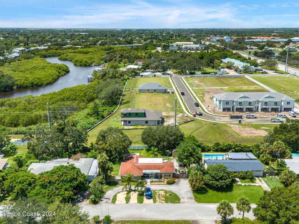 1256 Sun Circle, Melbourne, FL 32935