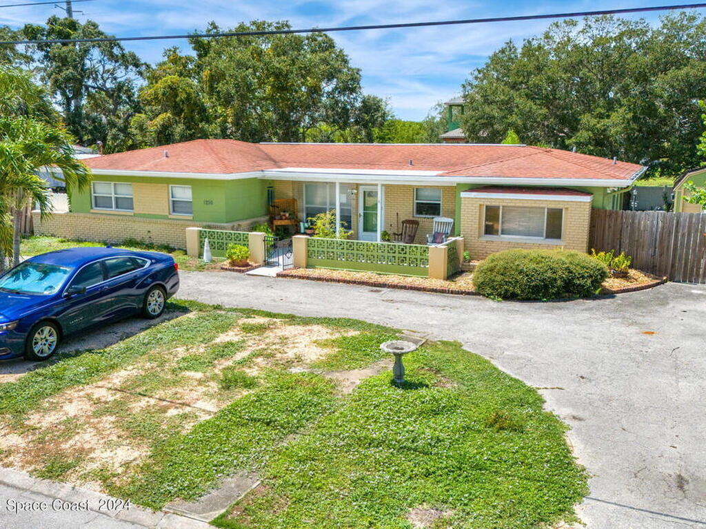 1256 Sun Circle, Melbourne, FL 32935