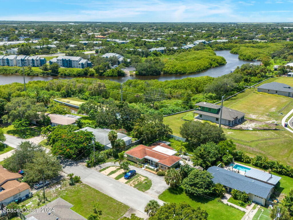 1256 Sun Circle, Melbourne, FL 32935