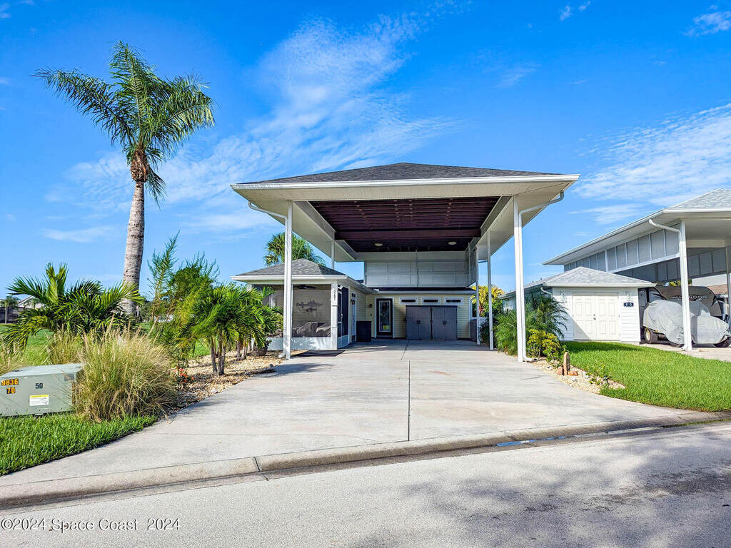 828 E Plantation Drive, Titusville, FL 32780