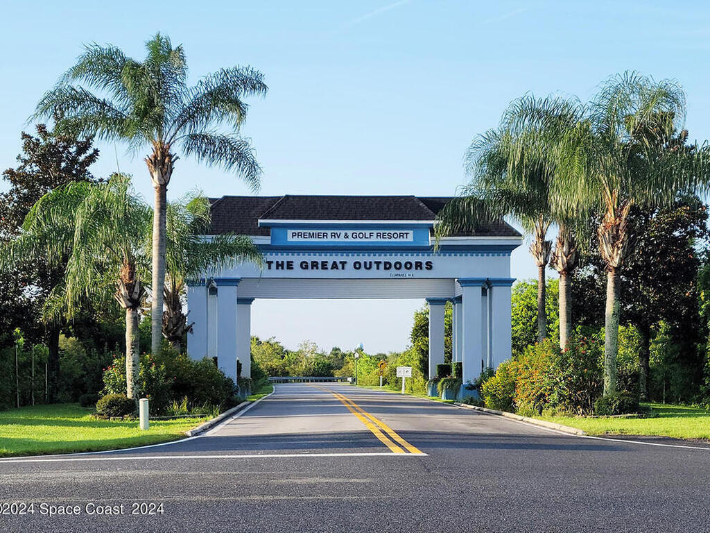 828 E Plantation Drive, Titusville, FL 32780