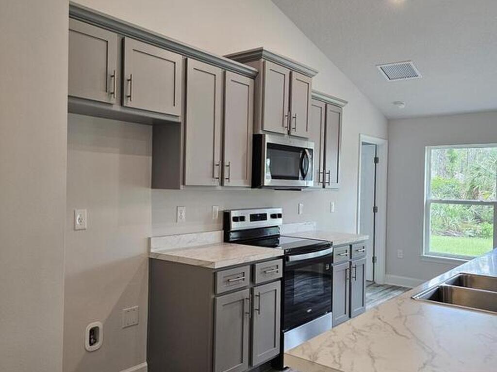 713 Degroodt Road, Palm Bay, FL 32908