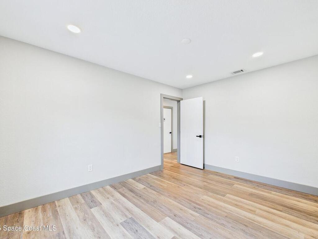 390 Poinciana Drive, Melbourne, FL 32935