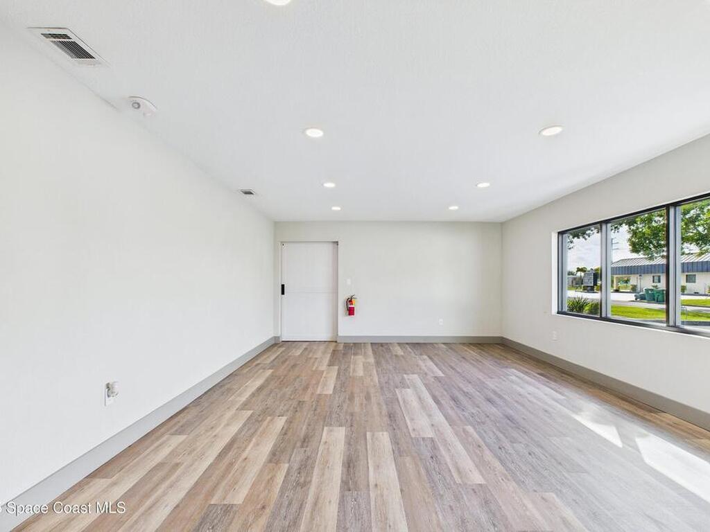 390 Poinciana Drive, Melbourne, FL 32935