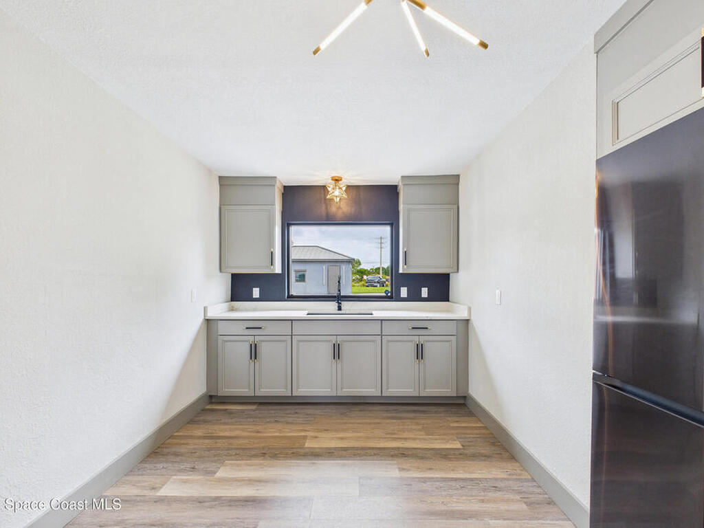 390 Poinciana Drive, Melbourne, FL 32935