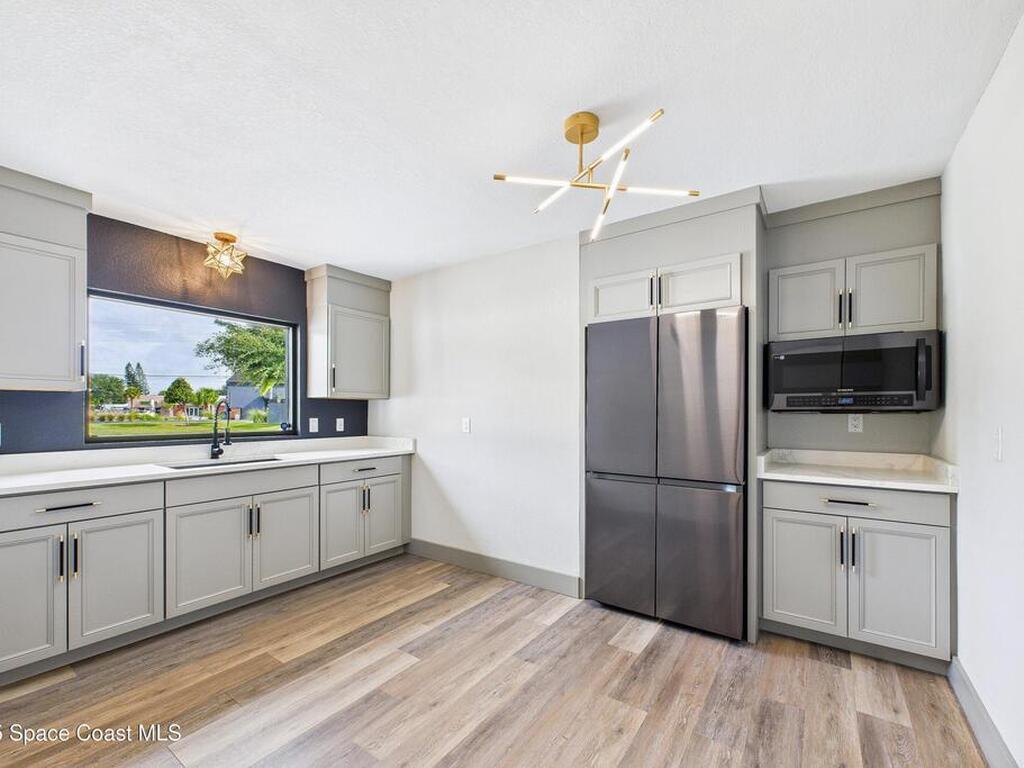 390 Poinciana Drive, Melbourne, FL 32935