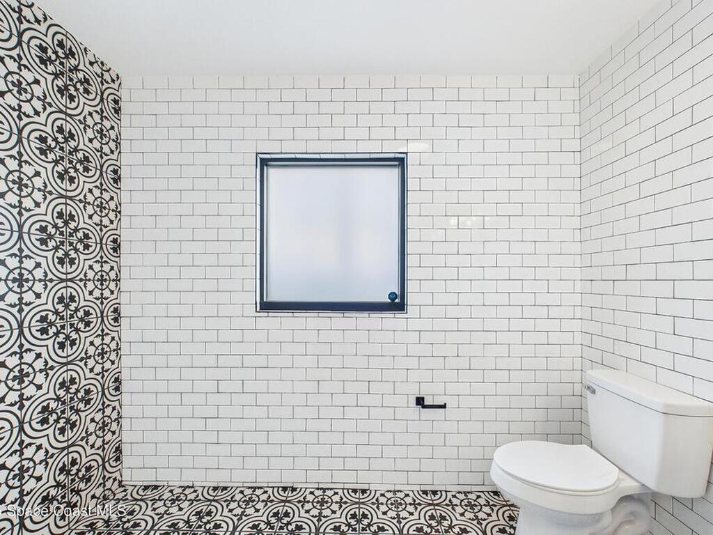 390 Poinciana Drive, Melbourne, FL 32935