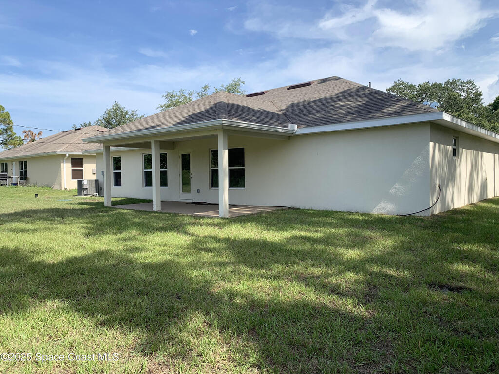 139 Whirl Street, Palm Bay, FL 32908