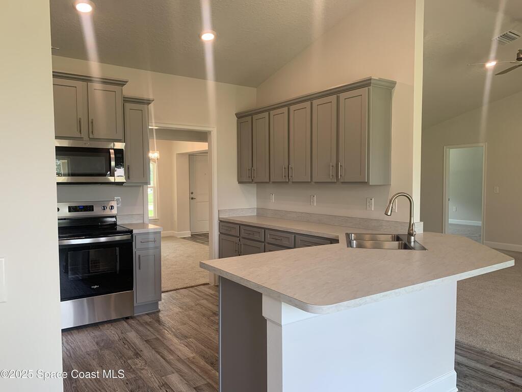 139 Whirl Street, Palm Bay, FL 32908