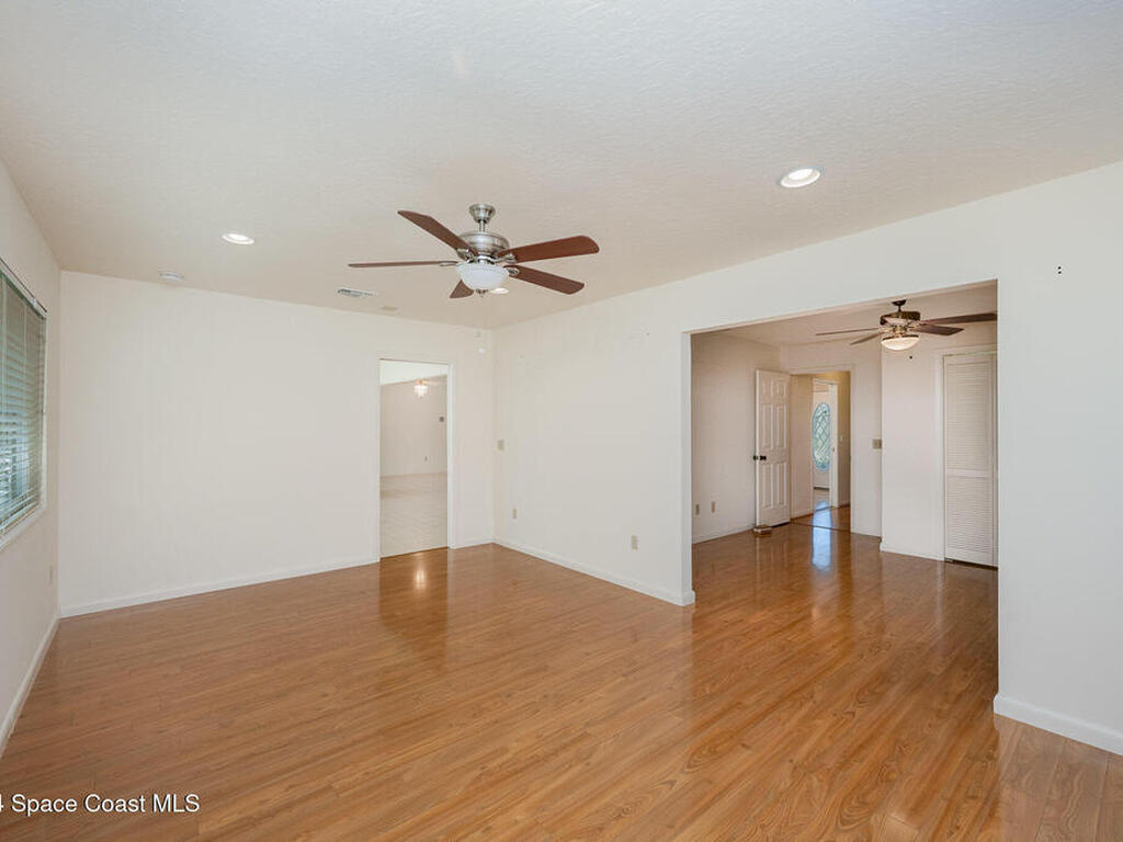 1527 Frontier Drive, Melbourne, FL 32940