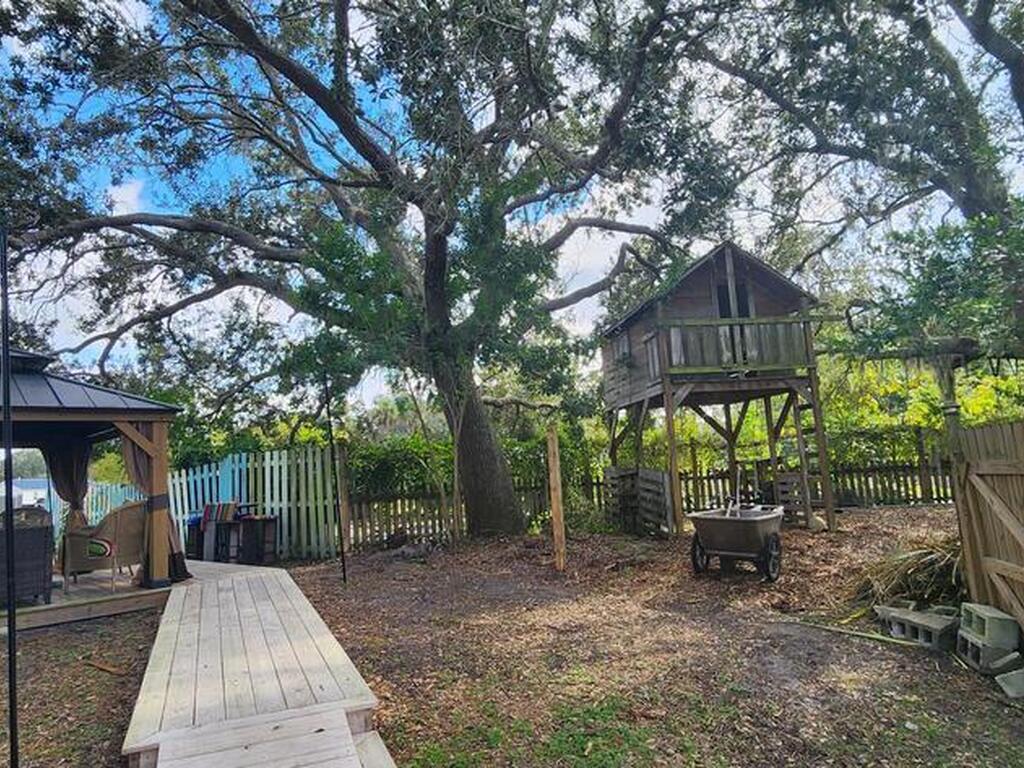 205 Flamingo Drive, Cocoa, FL 32926