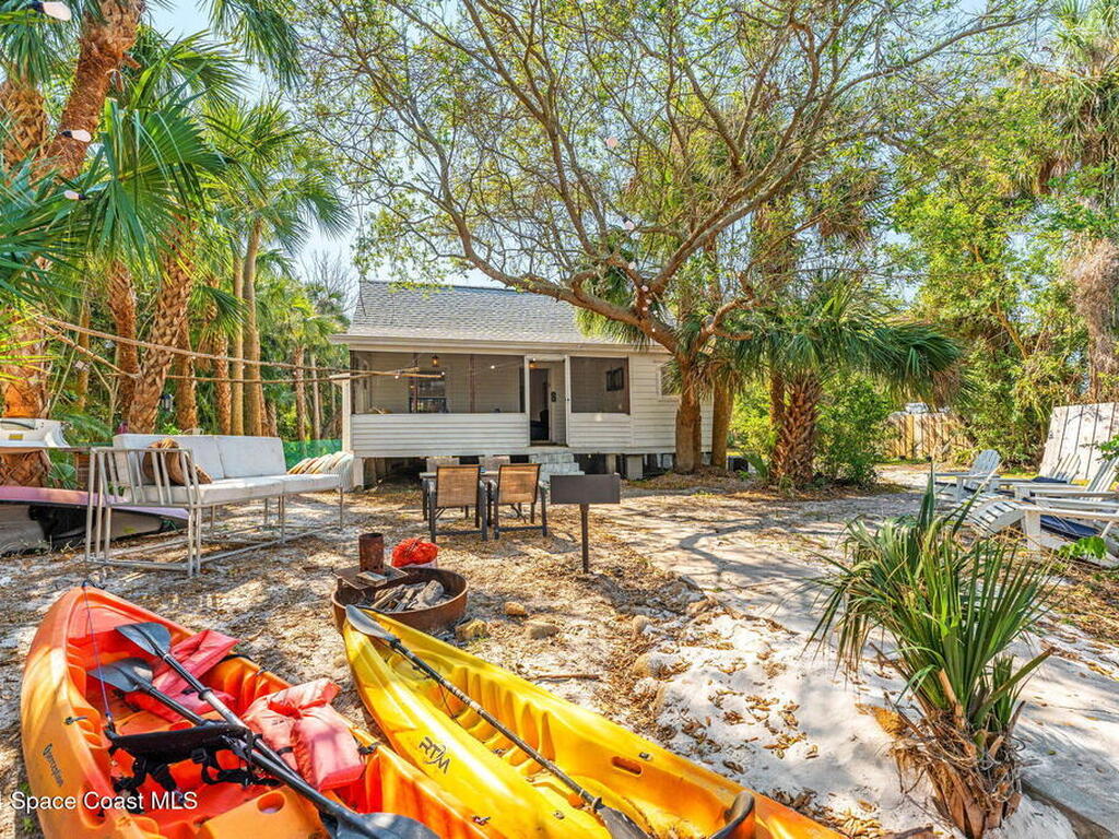 1365 Pineapple Avenue, Melbourne, FL 32935