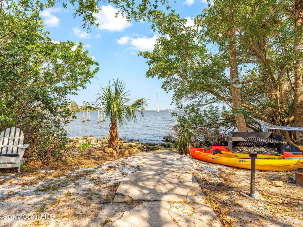 1365 Pineapple Avenue, Melbourne, FL 32935