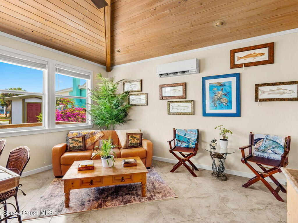 36 Vip Island, Grant, FL 32949