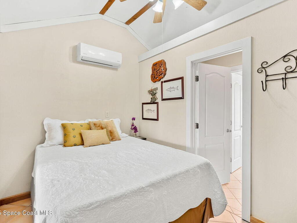 36 Vip Island, Grant, FL 32949