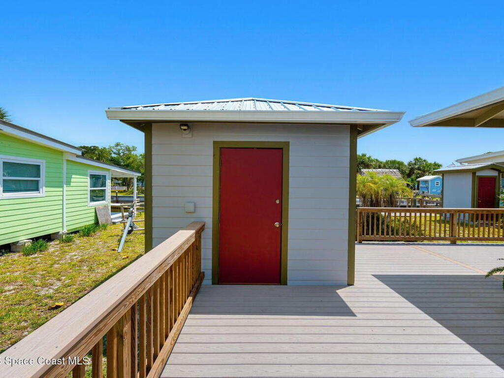 36 Vip Island, Grant, FL 32949