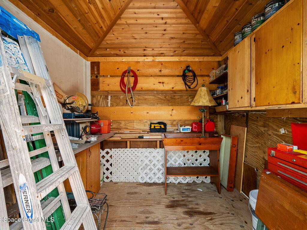 36 Vip Island, Grant, FL 32949