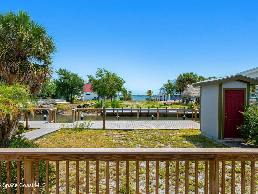 36 Vip Island, Grant, FL 32949
