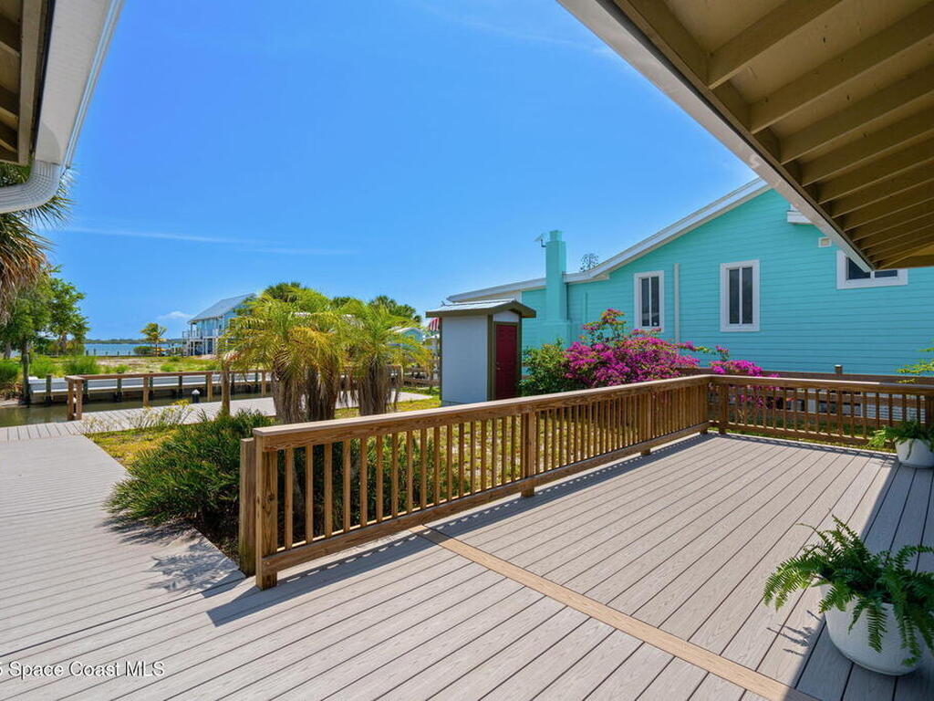 36 Vip Island, Grant, FL 32949