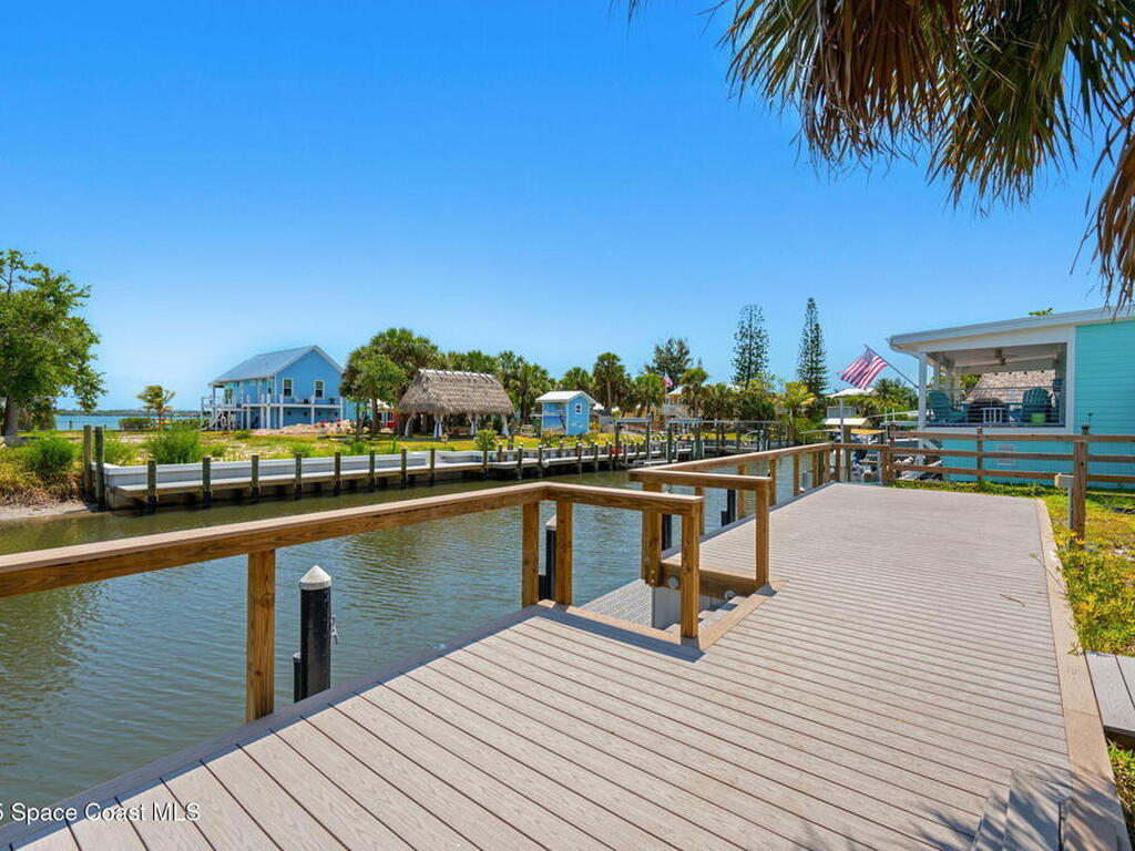 36 Vip Island, Grant, FL 32949