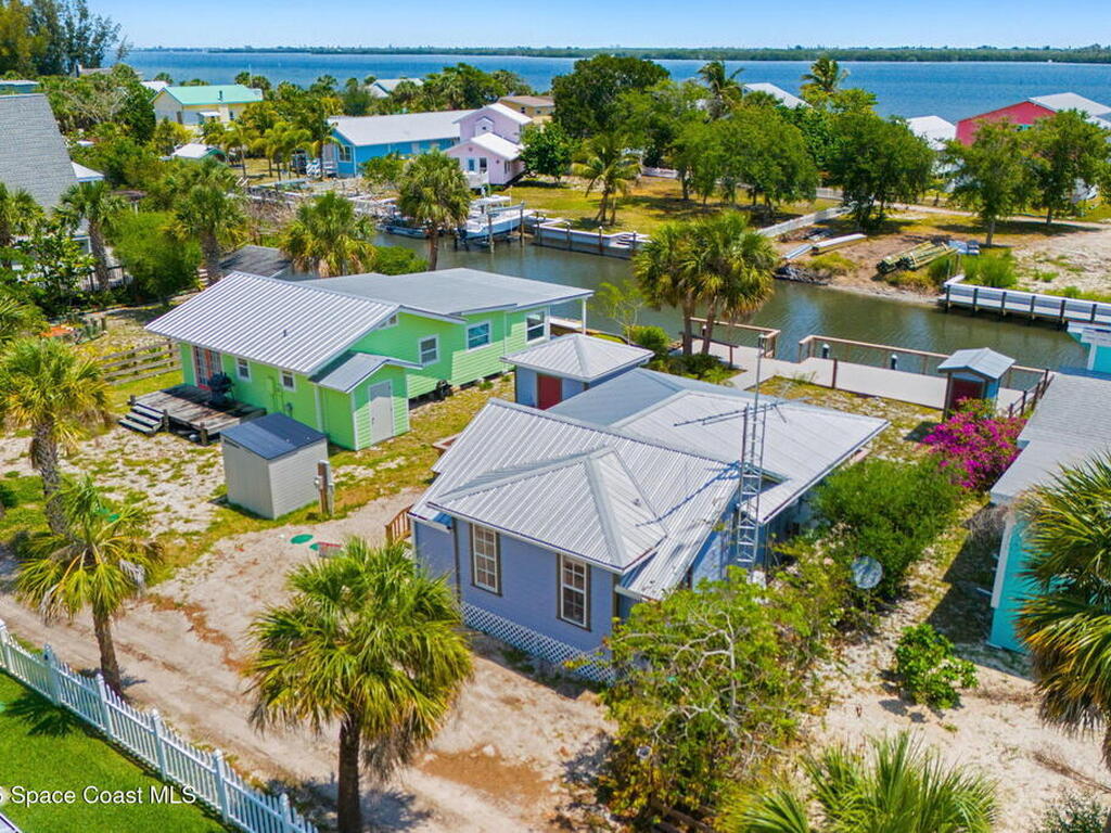 36 Vip Island, Grant, FL 32949