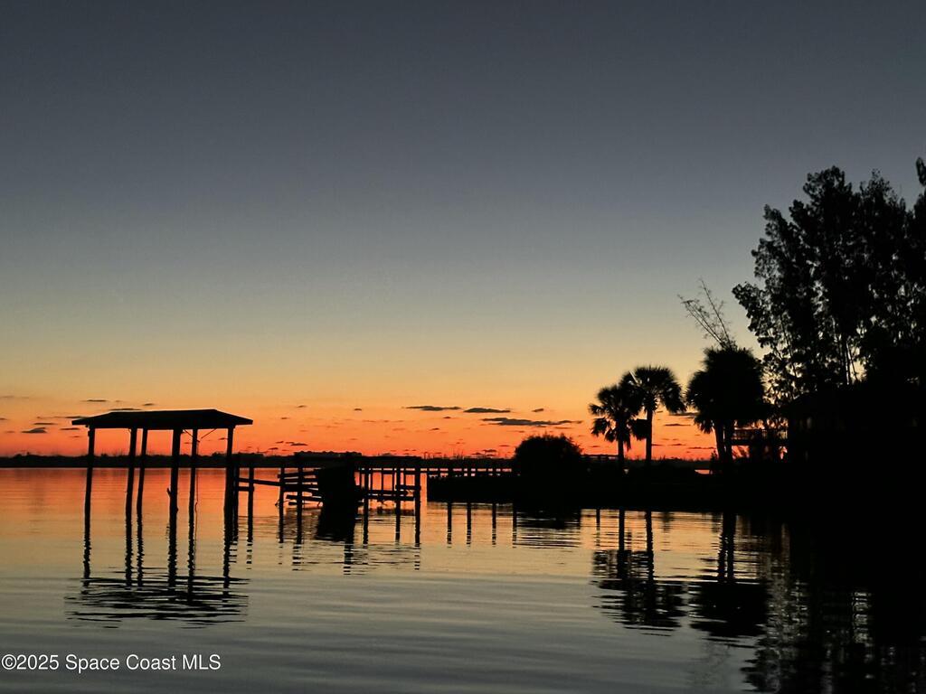 36 Vip Island, Grant, FL 32949