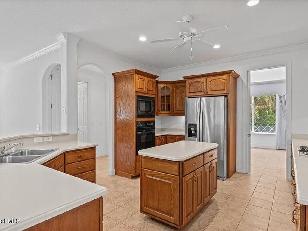 9140 S Tropical Trail, Merritt Island, FL 32952