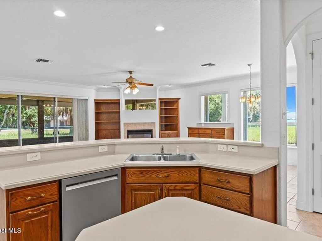 9140 S Tropical Trail, Merritt Island, FL 32952