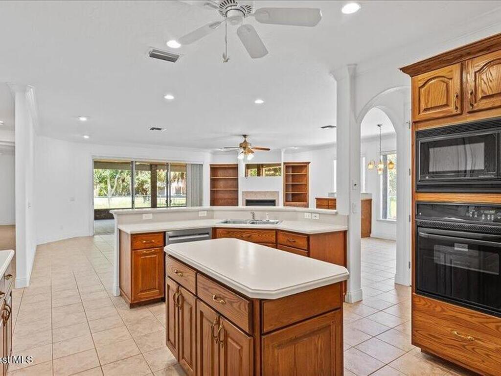 9140 S Tropical Trail, Merritt Island, FL 32952