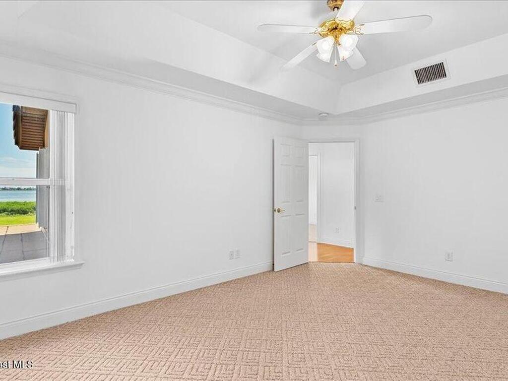 9140 S Tropical Trail, Merritt Island, FL 32952