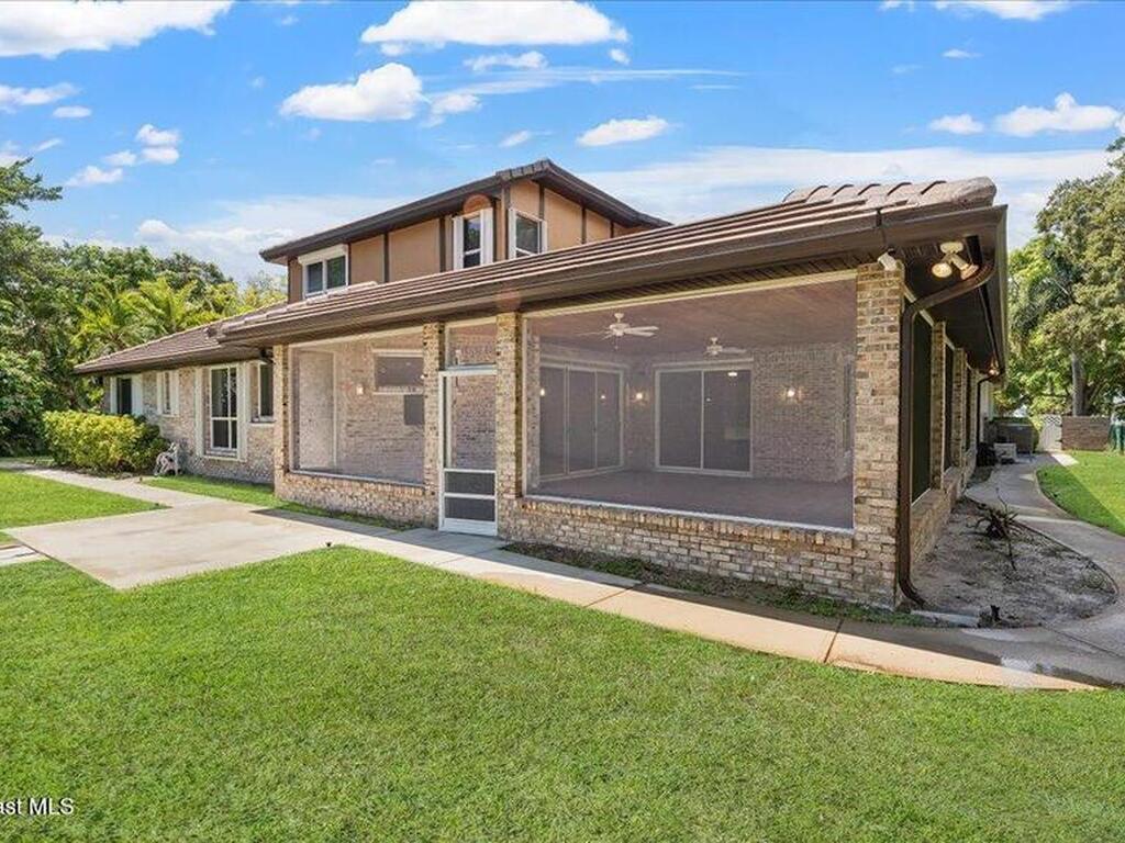 9140 S Tropical Trail, Merritt Island, FL 32952