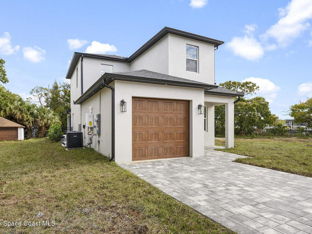 1905 Stockton Street, Melbourne, FL 32901