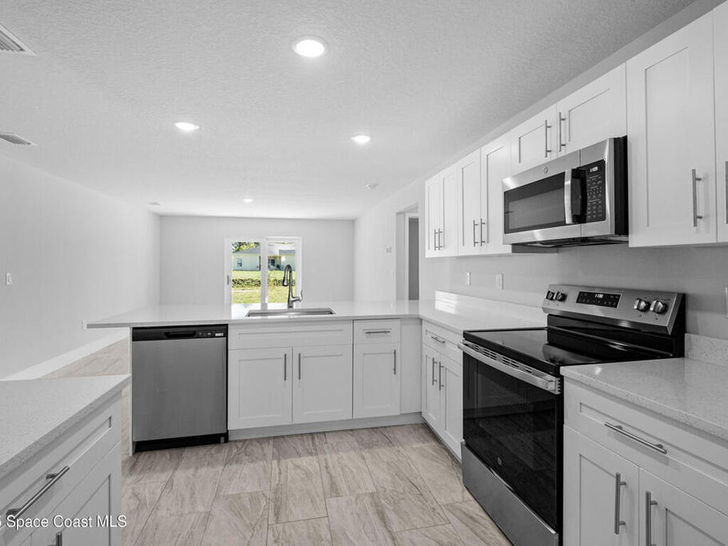 540 Wildmer Road, Palm Bay, FL 32908