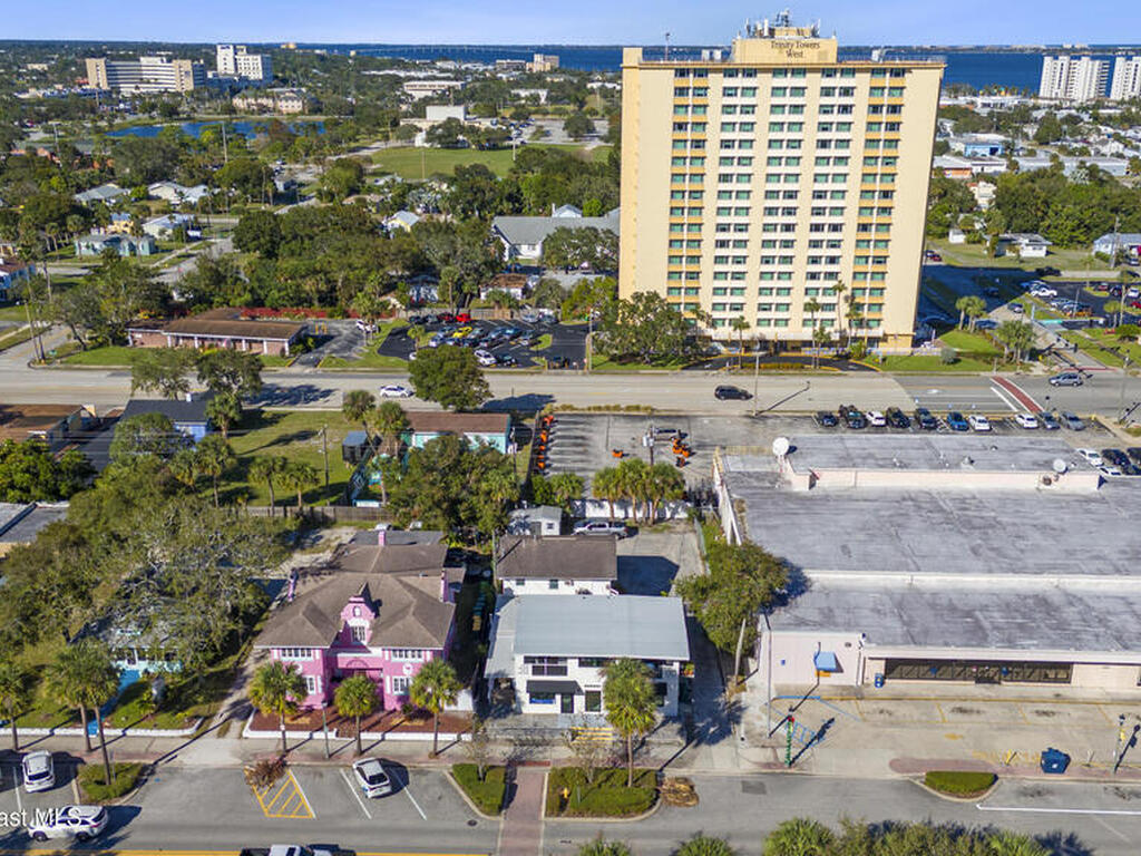 620 E New Haven Avenue, Melbourne, FL 32901