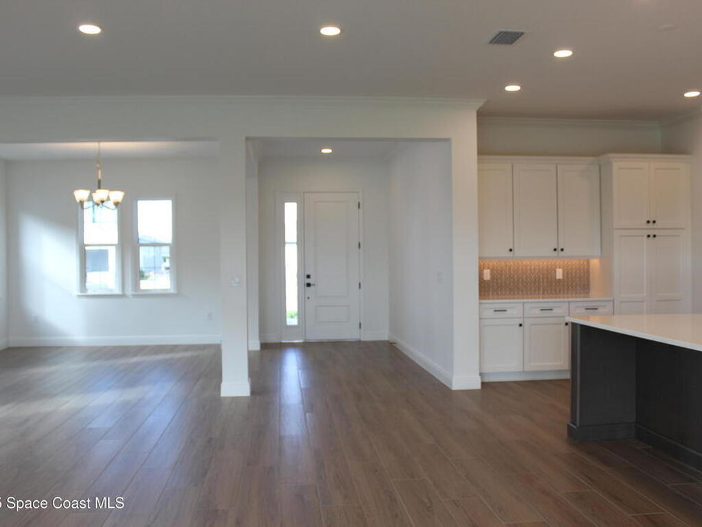 8695 Seymouria Way, Melbourne, FL 32940