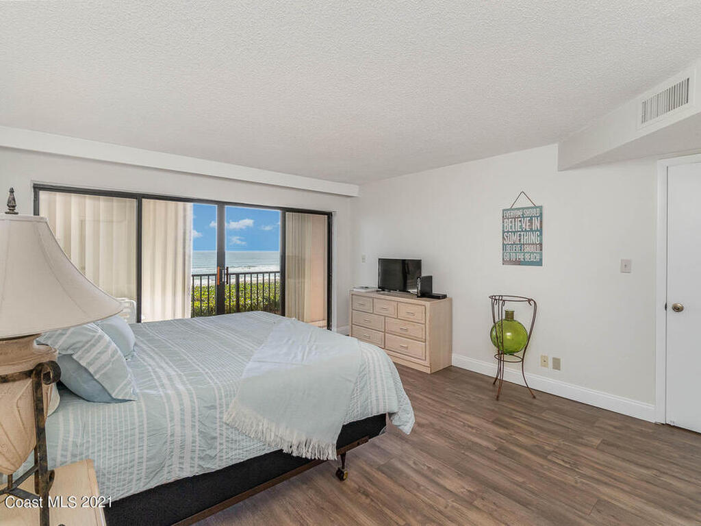 995 N Highway A1a, Indialantic, FL 32903