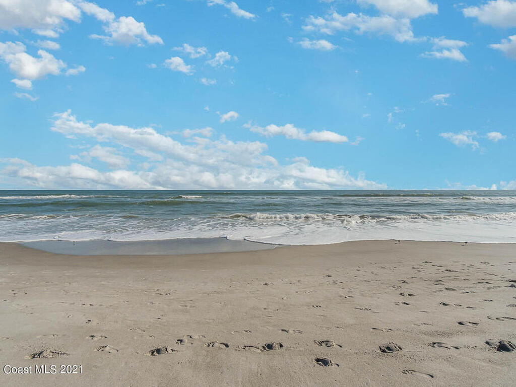 995 N Highway A1a, Indialantic, FL 32903