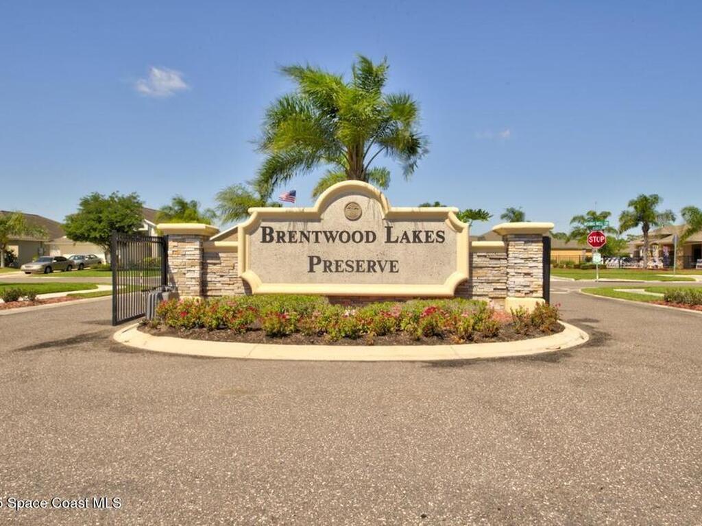 264 Wishing Well Circle, Palm Bay, FL 32908