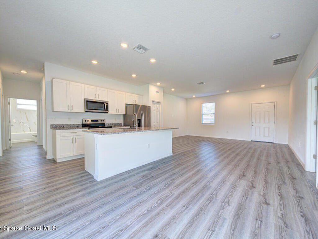 906 Tolson Street, Palm Bay, FL 32909